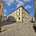 Bilocale Di Lusso Centro Storico Zona Verdi Daire